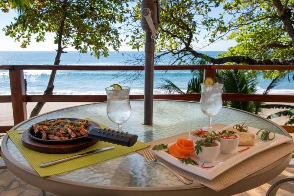 Tango Mar Beachfront Boutique Hotel &Villas (Nicoya)